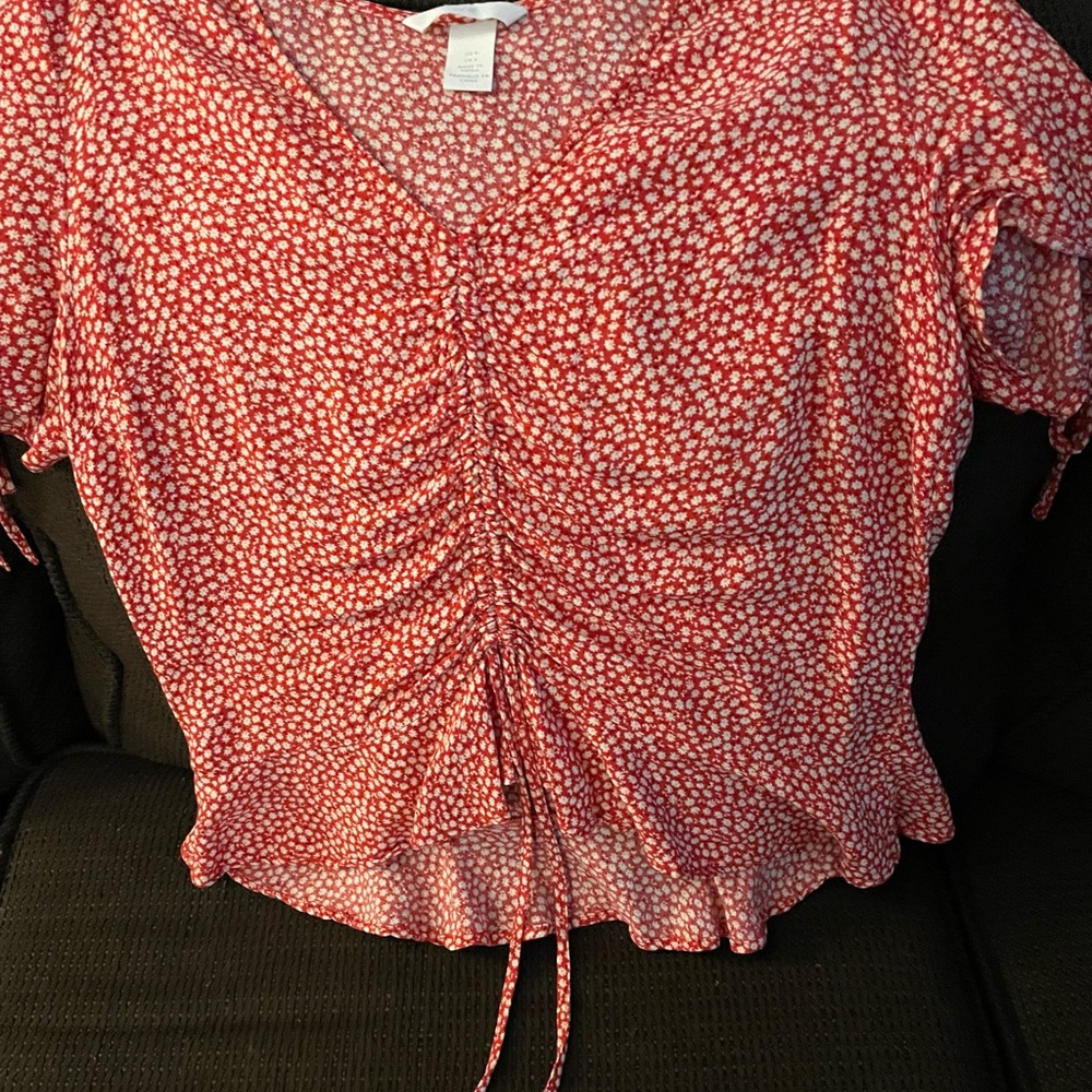 H&M Red and White Floral Blouse